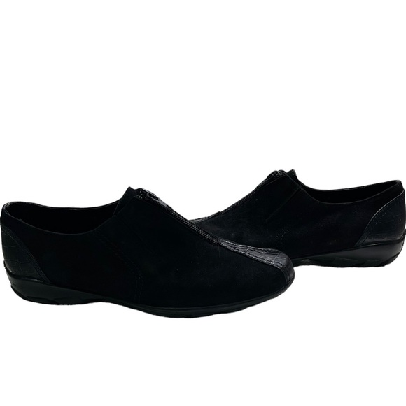 Ditto by Van Eli - black Suede casual flats - size 7 - Picture 5 of 6